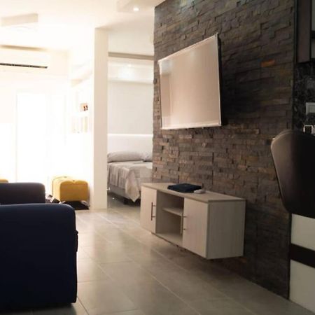 Remodeled Studio Apt In Guayaquil Centro W A View Exterior foto